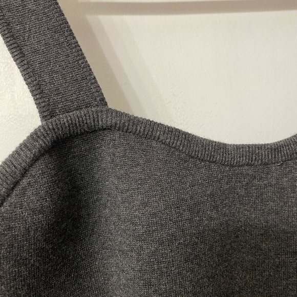 Aritzia Wilfred crop top - Picture 3 of 4